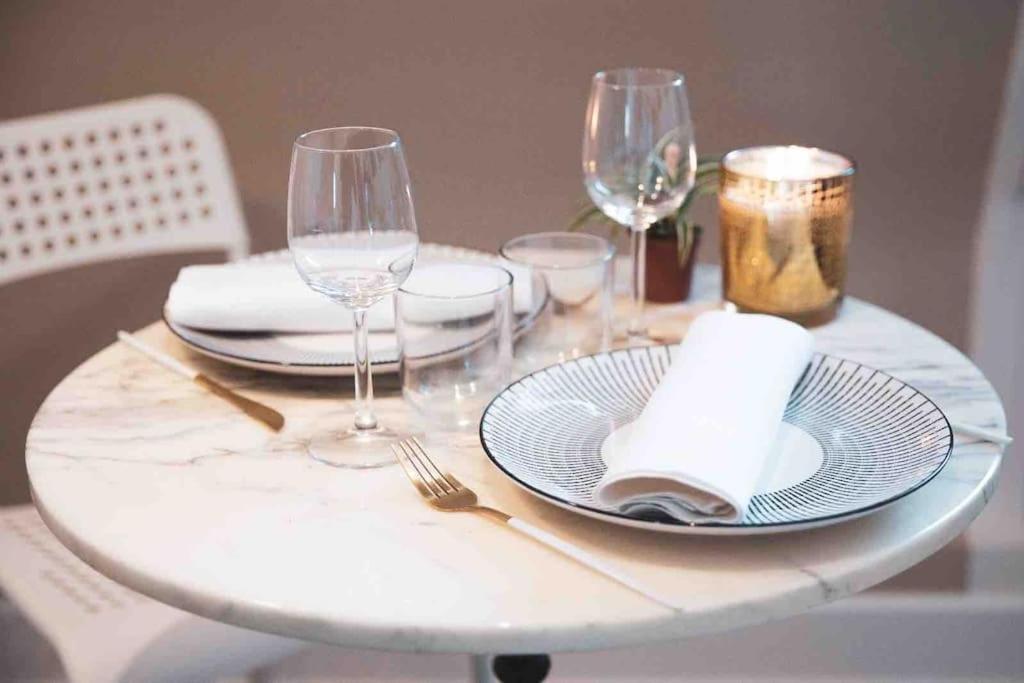 La Suite 7 Gite Urbain Charleville-Mézières エクステリア 写真