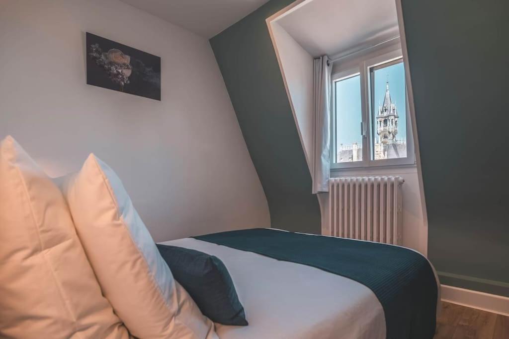 La Suite 7 Gite Urbain Charleville-Mézières エクステリア 写真