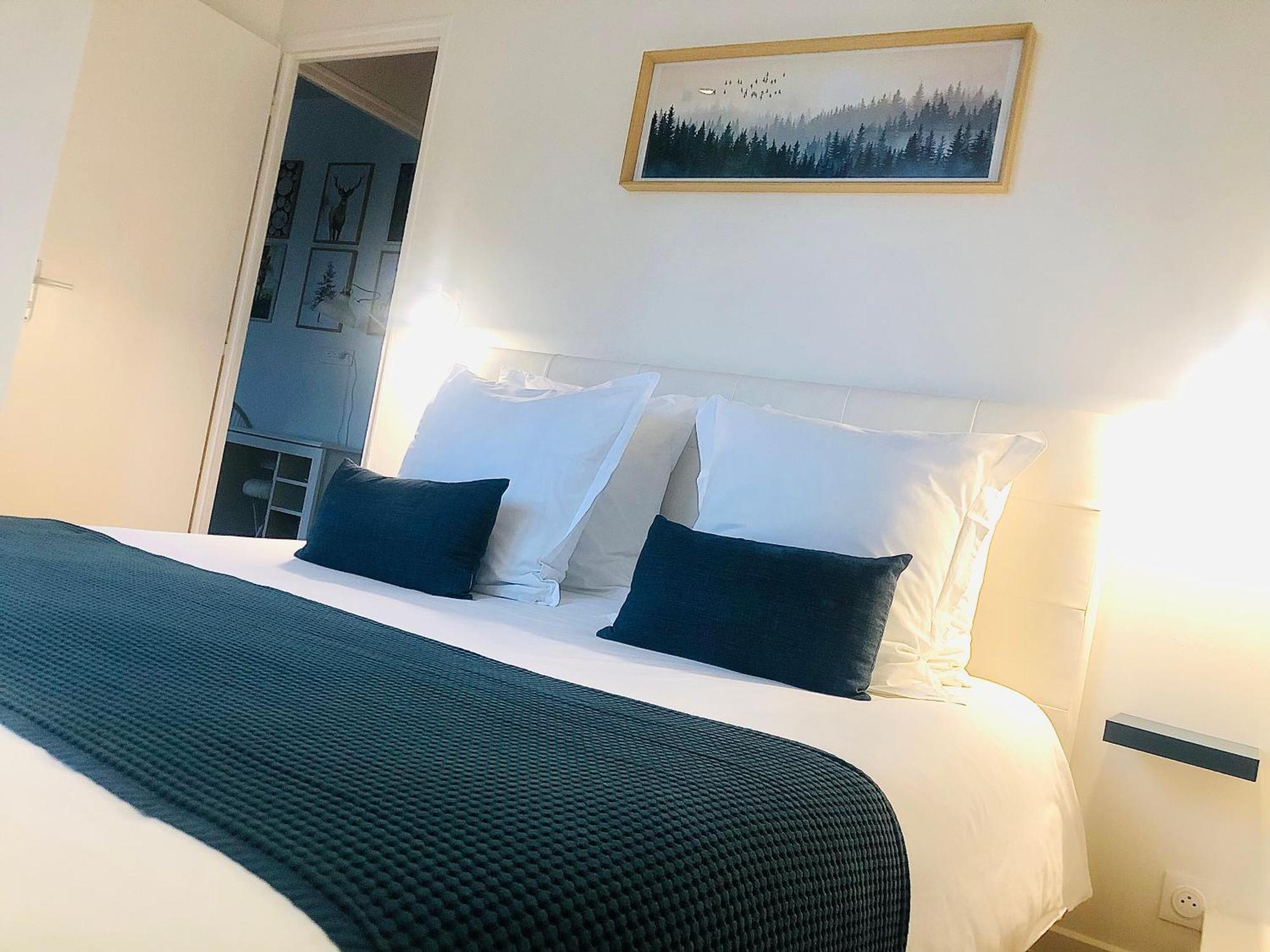 La Suite 7 Gite Urbain Charleville-Mézières エクステリア 写真